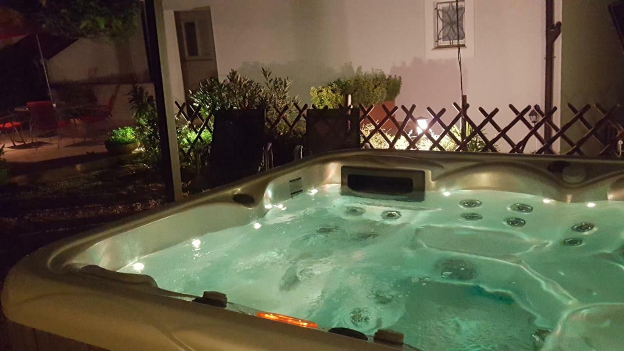 오파티아 Luxury Penthouse Prestige Near The Sea 아파트 외부 사진