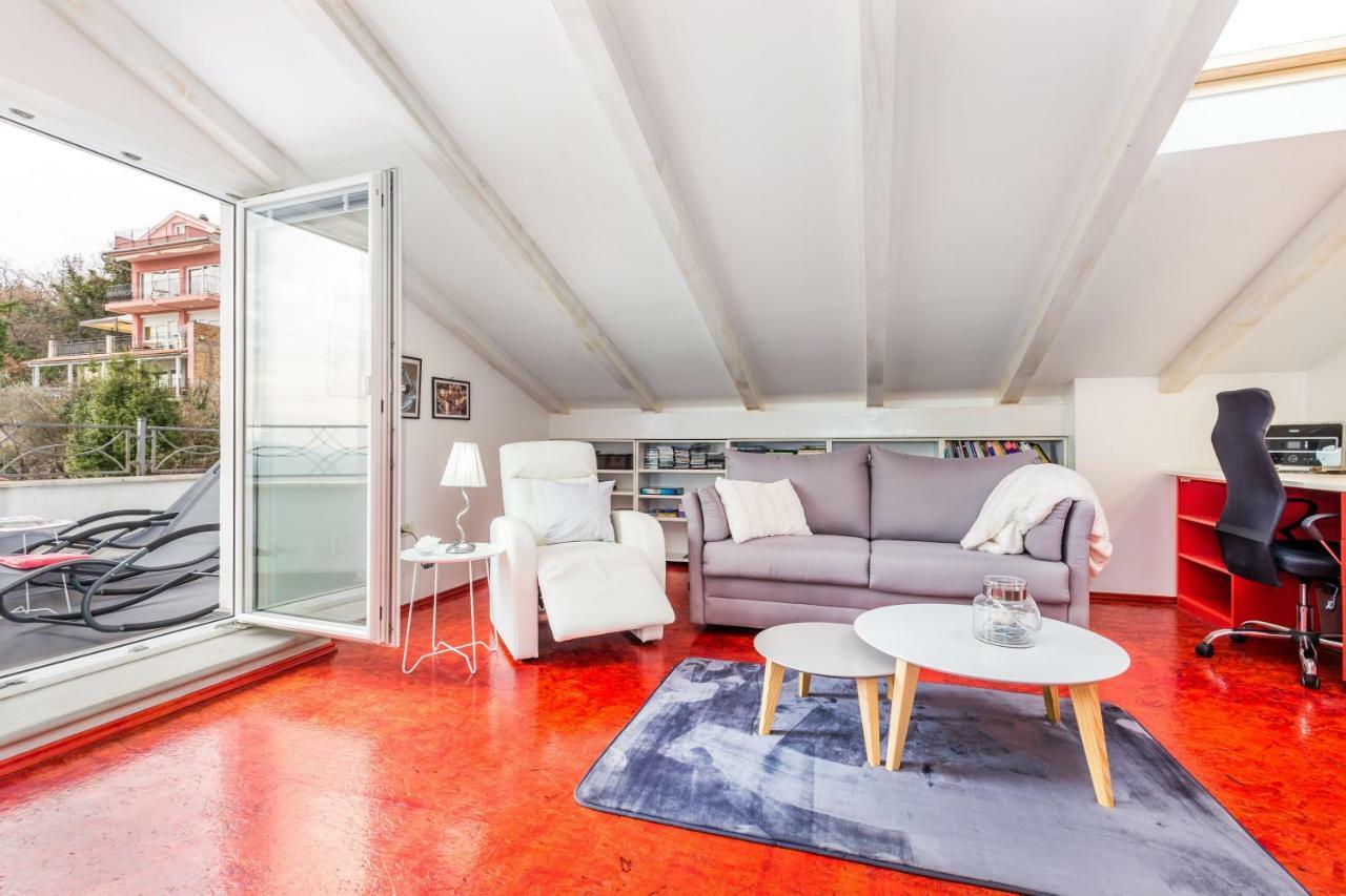 오파티아 Luxury Penthouse Prestige Near The Sea 아파트 외부 사진