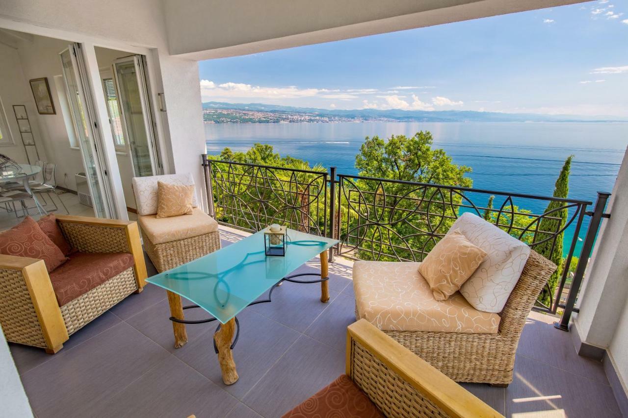 오파티아 Luxury Penthouse Prestige Near The Sea 아파트 외부 사진