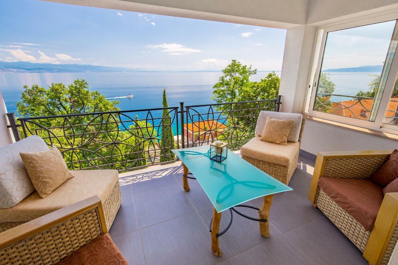 오파티아 Luxury Penthouse Prestige Near The Sea 아파트 외부 사진